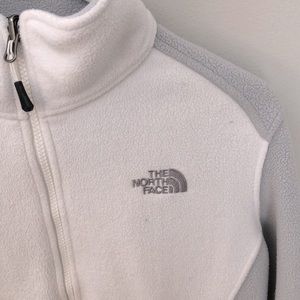 The North Face - White/Grey - Fleece